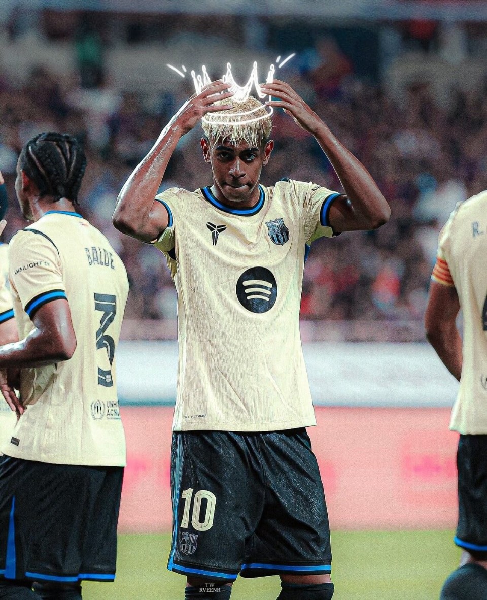 热议U22男足输越南：五后卫+偏哨都输了，非要国际日去忙全运（U22男足不敌越南引热议：五后卫失灵、判罚存争，偏在国际日分心全运）