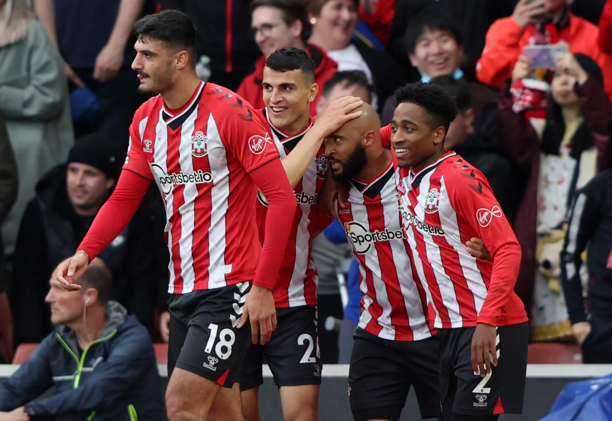 官方：中国香港队主教练阿什利-韦斯特伍德下课（官方：中国香港队主教练阿什利-韦斯特伍德卸任）