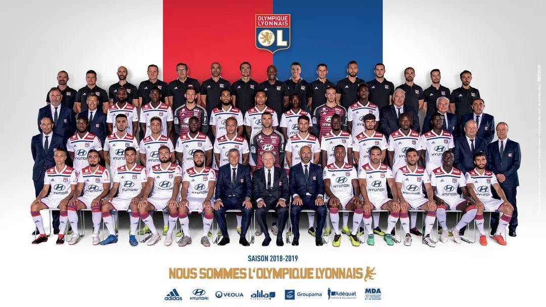 阿什利·科尔打造他心目中最完美的英超后卫（阿什利·科尔定义他心中的英超理想后卫）