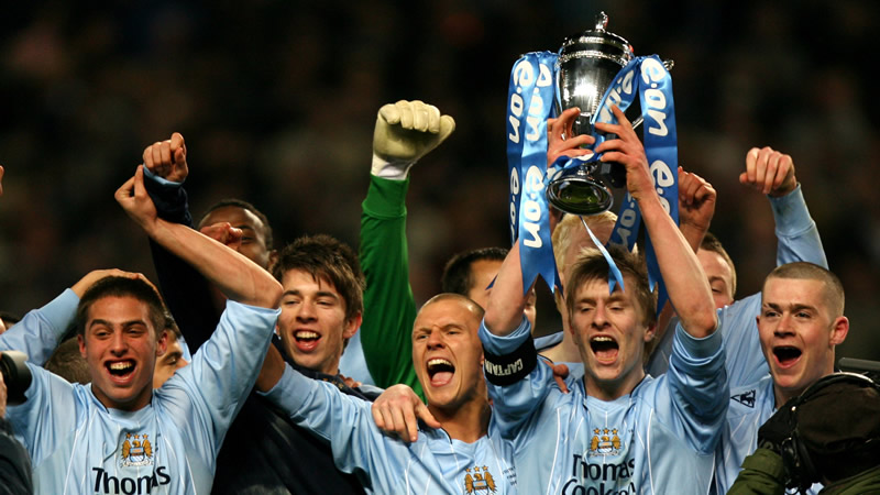 奥格斯堡2-0勒沃库森，吉安努利斯传射，药厂三中门框（奥格斯堡2比0击退勒沃库森：吉安努利斯传射建功，药厂三次中框）