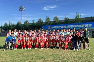 英超联赛周最佳球员：费尔南德斯获得满分10分（英超周最佳出炉：费尔南德斯获评满分10分）