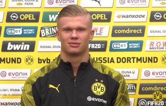 瓜达拉哈拉抽中巴萨后狂欢如夺冠（抽到巴萨，瓜达拉哈拉欢庆仿佛已夺冠）