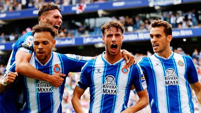 斯帅：今天整场比赛都是进步；戴维和奥蓬达？进球是前锋的一切（斯帅：今日整场都有提升；谈戴维与奥蓬达——前锋以进球为本）