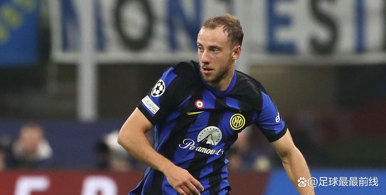 初出茅庐，蒯纪闻处子赛季1球6助攻，中超0球5助攻