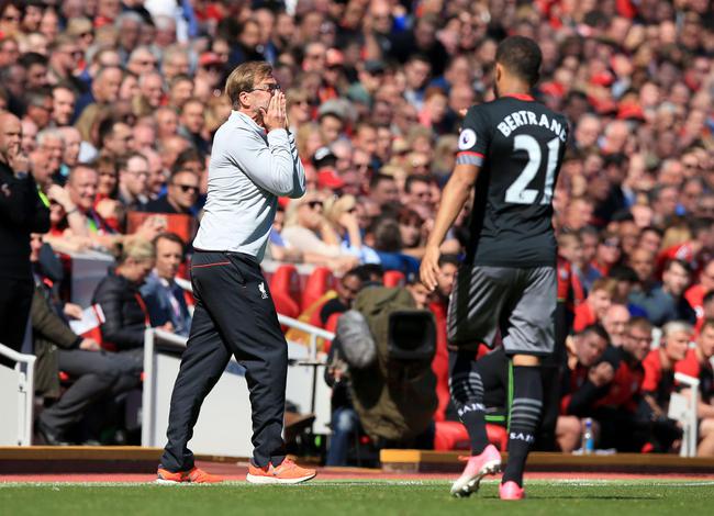 从冰雪体验到AR探秘 外国游客用更多方式感知活力中国（外国游客以冰雪与AR等多元方式感受活力中国）