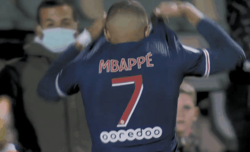 萨拉赫对斯洛特不满冲突升级，利物浦该怎么面对更衣室的矛盾？