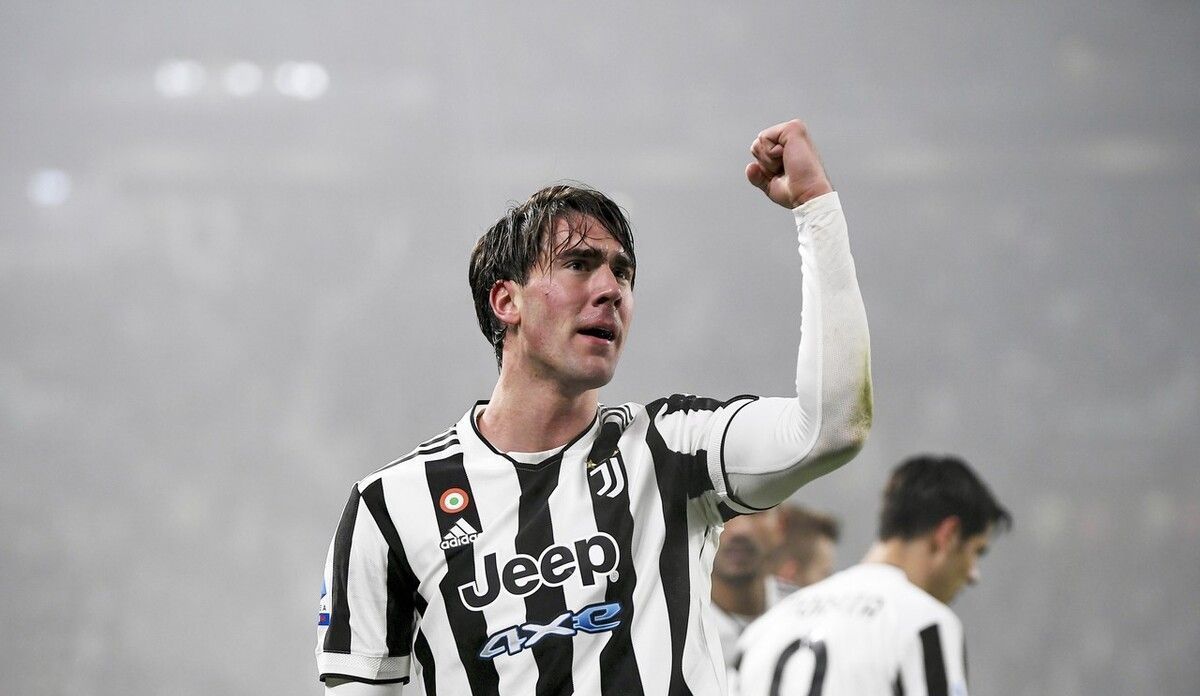 拜仁实现自然年德甲客场不败，为队史第三次（拜仁自然年德甲客场不败，队史第3次达成）