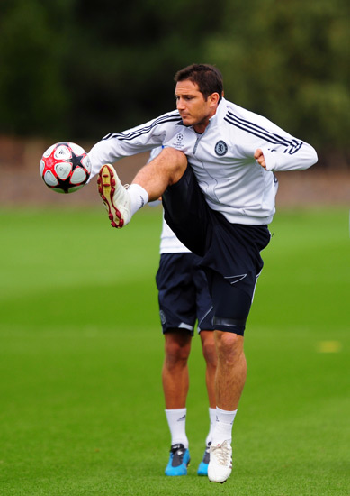 NBA战报：唐斯35分18板，尼克斯119-104轻取黄蜂（NBA快讯：唐斯砍35分18板，尼克斯119-104轻取黄蜂）