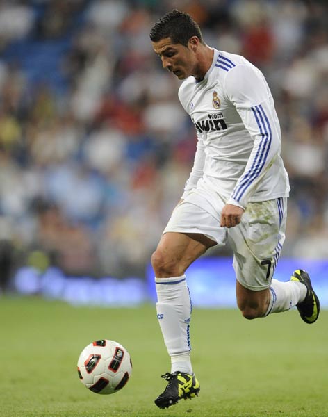 记者：德罗西取消去阿根廷看博卡vs河床的行程，或接手热那亚（记者称德罗西取消赴阿根廷观战博卡对河床，或将接手热那亚）