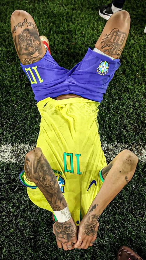 76人两将回归！保罗·乔治首发战篮网，博纳迎来复出（76人喜迎双将回归：保罗·乔治首发迎战篮网，博纳复出）