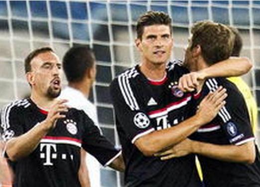 亚冠激战：柔佛VS上海海港，收官之战谁能笑傲？（亚冠终章：柔佛迎战上海海港，谁将笑到最后？）