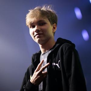 更是团队荣 更是团队荣